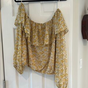 Astr Gold Ruffled Long Sleeve Blouse